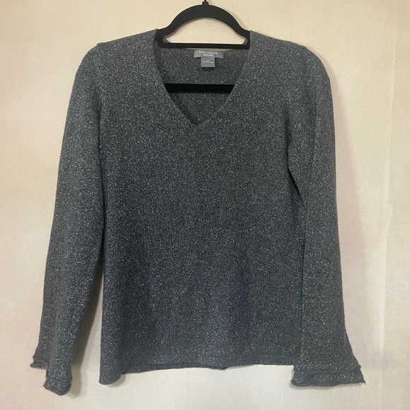 Ann Taylor LIKE NEW grey metallic cashmere v neck ruffle sleeve sweater SP - Picture 2 of 5